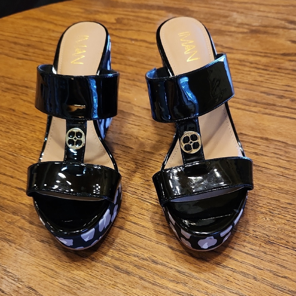 IMAN Global Chic Luxury Resort Wedge Sandal Size 9